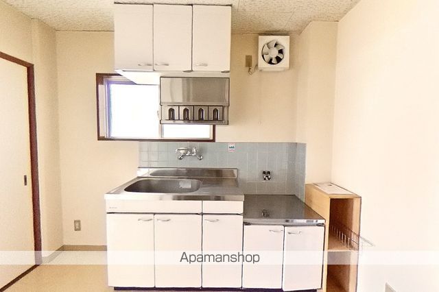 マンションタケシIの内装写真