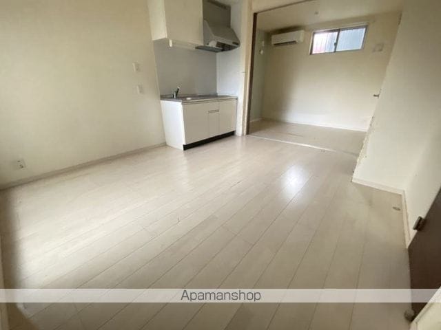 e-houseの内装写真