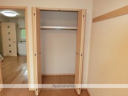 サンシャイン・ドエル[1LDK/44.71m2]の収納