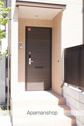 フェリーチェIIの玄関写真