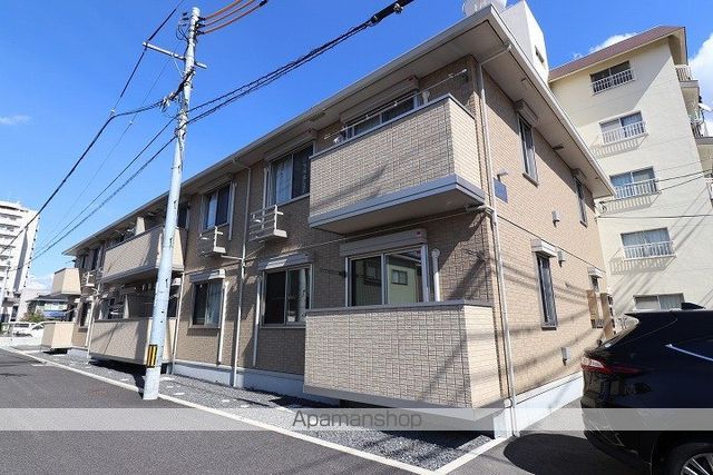 パイン コートの外観写真