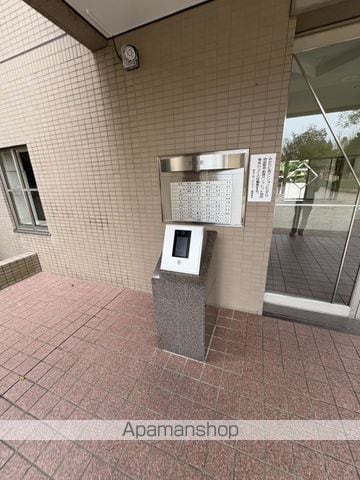 野村三好ヶ丘ヒルズ四番館の外観写真
