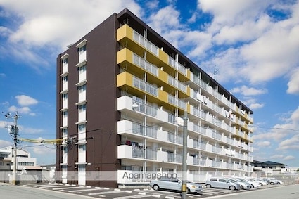 パールマンション手鎌[3LDK/65.34m2]の外観2