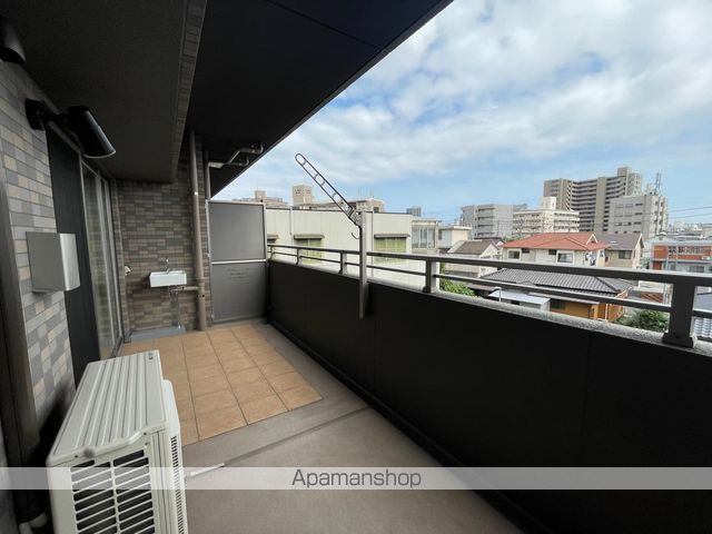 ロイヤルガーデン伊福町の内装写真