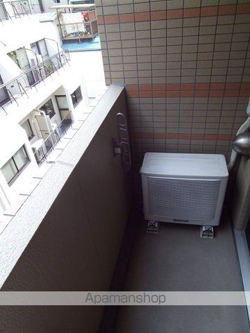 カスタリア神保町の内装写真