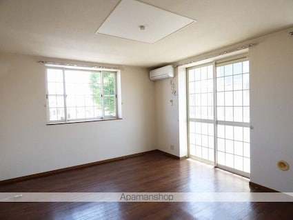 茨城県牛久市牛久町[2LDK/63.87m2]のリビング・居間