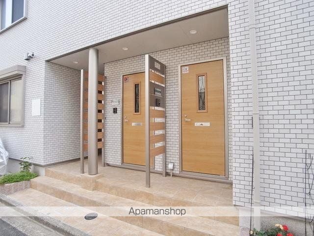 WHITIAの内装写真