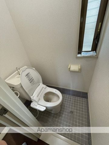 綴喜郡宇治田原町 2階建 築35年の内装写真
