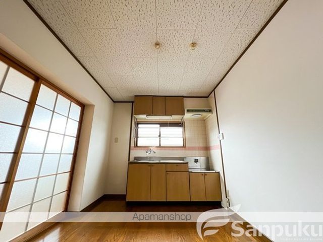 スクウェアガーデン東野の内装写真