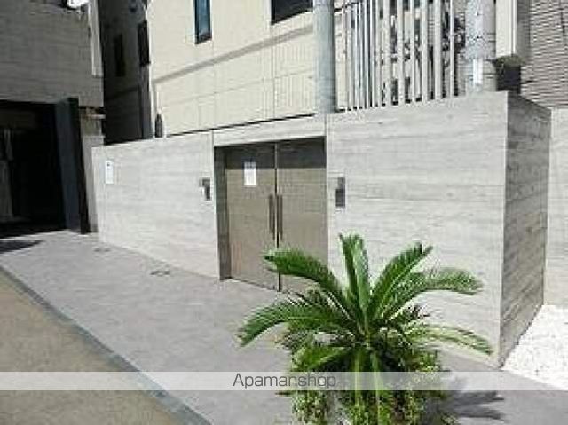 アソシアグロッツォ・クアトロ博多の玄関写真