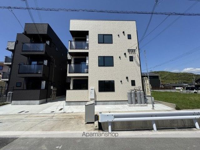 ボヌール英賀保駅前IIの外観写真