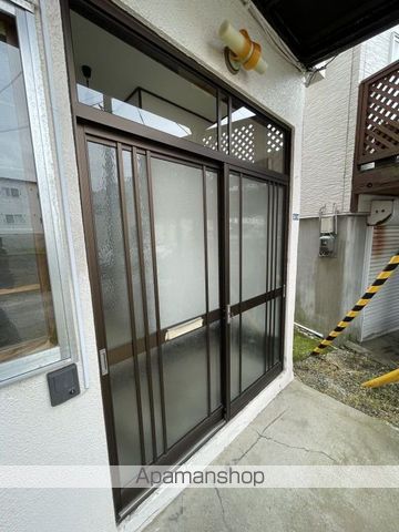 太陽住宅の玄関写真