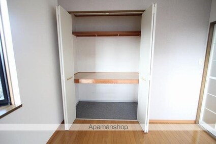 ドミール円座Ｄ棟[2LDK/50.26m2]の収納