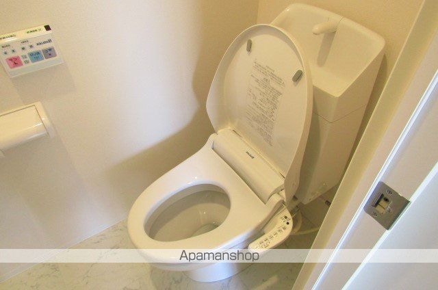 東京都練馬区大泉町１丁目[2LDK/52.98m2]のトイレ