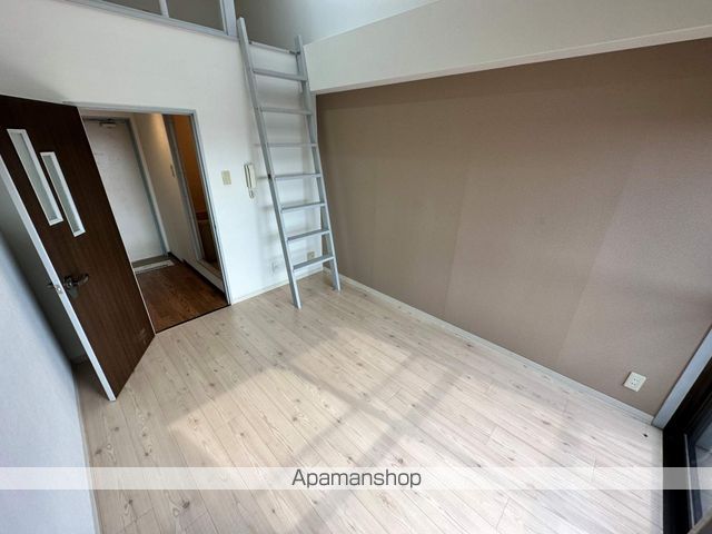 オーナーズマンション瓢箪山の内装写真
