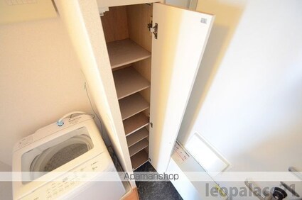 レオパレス平七屋[1K/22.35m2]の内装