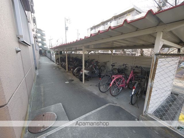 シャトー汐路の玄関写真