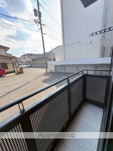 フィアヤーレスツァイテンIIの内装写真