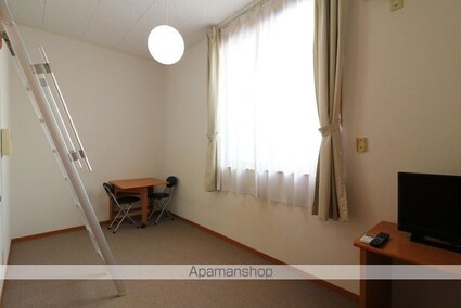 レオパレス芹橋[1K/20.7m2]のリビング・居間4