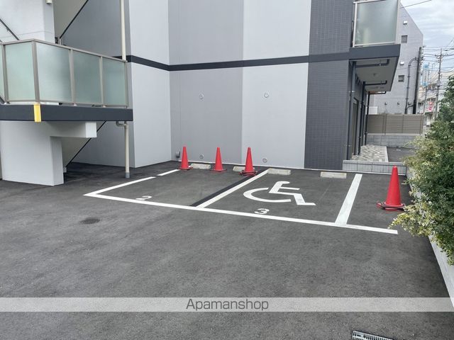小田急伊勢原駅前マンションの内装写真