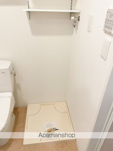セレニテ江坂ルフレの内装写真