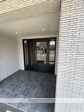 CALME令北8条の玄関写真