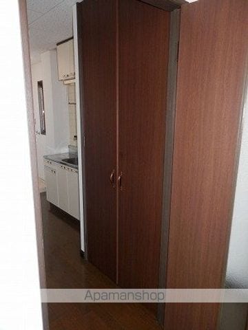 オーエスコーポ蔵前の内装写真