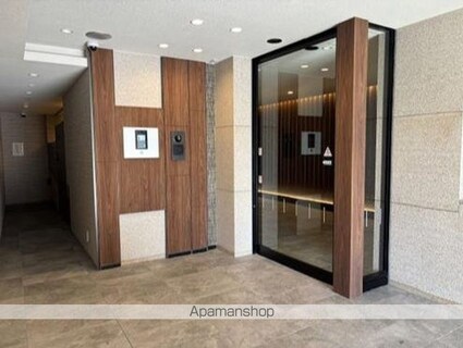 香川県高松市上之町１丁目[2LDK/71.16m2]の共用部1