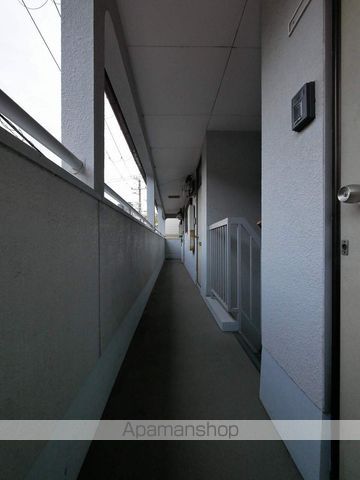 コーポシオツの玄関写真