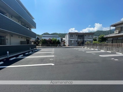 ＳＴＥＬＬＡ　ＴＡＫＡＳＡＧＯ[1LDK/41.01m2]の駐車場2