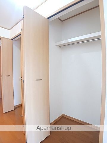 コントラーダBの内装写真