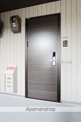 フィオーレガーデン北田宮 Aの玄関写真