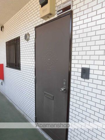 ヴェリテ石神井台の玄関写真