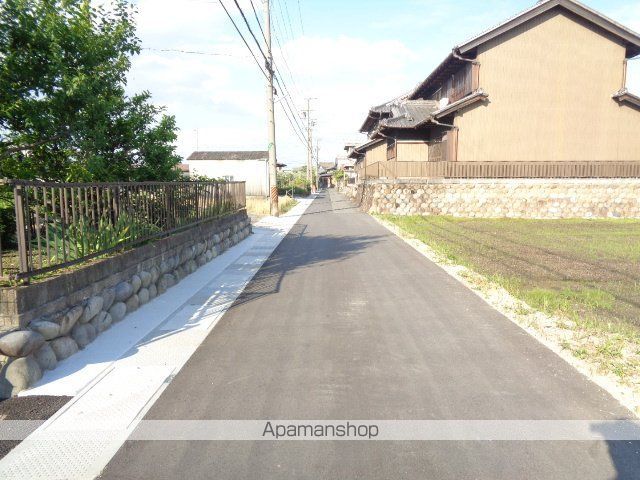 ビューティフル ムーン IIの周辺写真