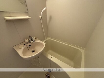 レオパレスＭ[1K/26.08m2]のバス2