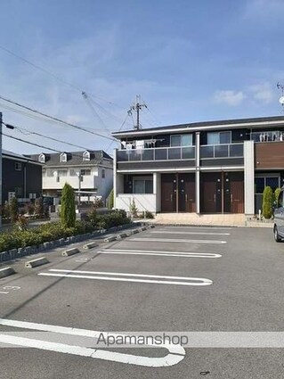 カーサ　デ　ベラーノⅠ[1LDK/44.21m2]の駐車場1