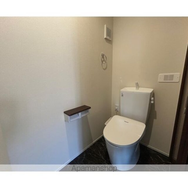 光町２丁目戸建[3SLDK/88.89m2]のトイレ