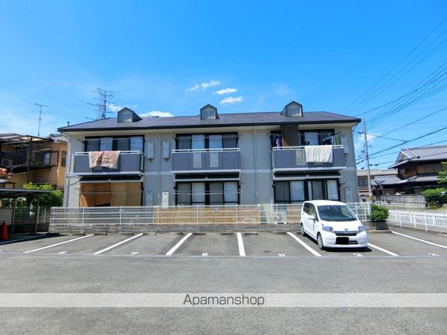 ヴィラ塚の木I号館の外観写真