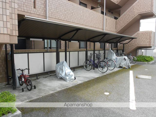 ソレアード京塚原の外観写真