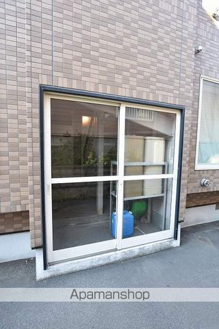 ハイツM&Mの玄関写真