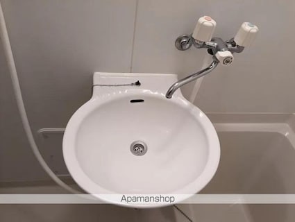 レオパレス薫峰[1K/20.28m2]の洗面所