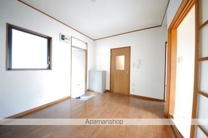 ペアヒル高幡Ⅱ[2DK/33.88m2]の玄関