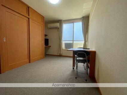 レオパレスフローラル[1K/23.18m2]のリビング・居間1