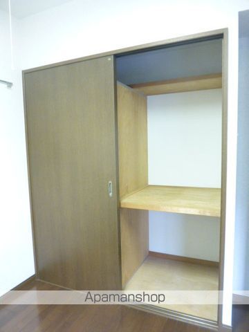 フォーラム伊島三番館の内装写真