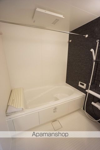 メゾンクレセントII八田の内装写真