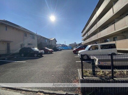 グランポワールⅠ[2LDK/52.25m2]の駐車場3