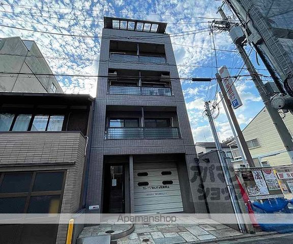 錦プラザの外観写真