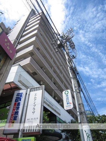 ライオンズプラザ河辺駅前の外観写真