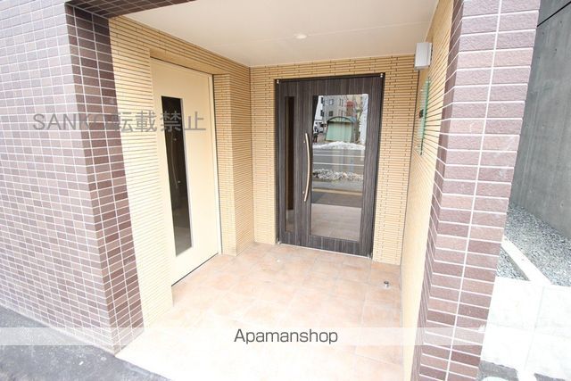 クラリス北16条A棟の玄関写真