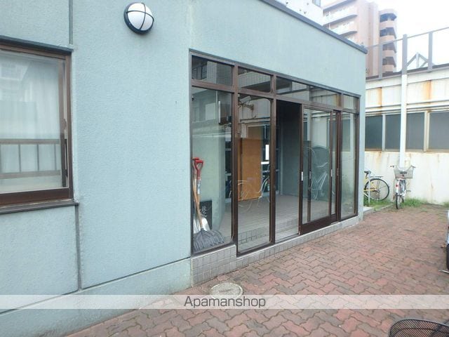 札幌市軌道線 西線９条旭山公園通駅 徒歩6分 7階建 築33年の玄関写真